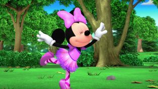 Los cuentos de Minnie: Campamento Minnie (T1): Ep.5 El lazo debe continuar Los cuentos de Minnie: Campamento Minnie (T1): Ep.5 El lazo debe continuar