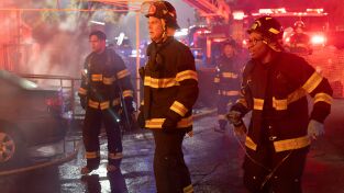 9-1-1 (T8): Ep.9 Historias lacrimógenas 9-1-1 (T8): Ep.9 Historias lacrimógenas