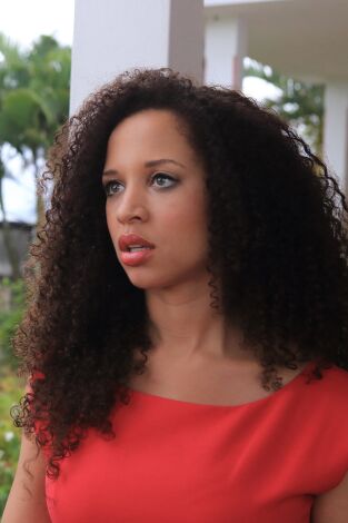 Crimen en el paraíso (T4): Ep.1 Puñalada en la oscuridad