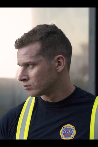 9-1-1 (T2): Ep.1 Bajo presión